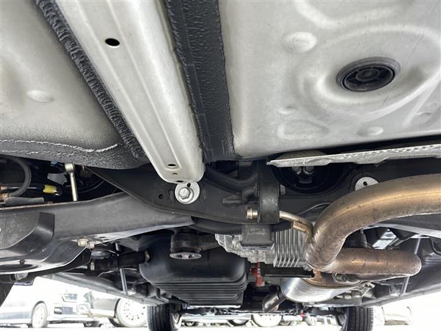 ヴェルファイアハイブリッド X 純正ナビ フルセグ Bluetooth フリップダウンモニター レザーシート 両側パワースライドドア レーダークルーズコントロール ETC バックカメラ 純正フロアマット 純正AW16インチ(40枚目)