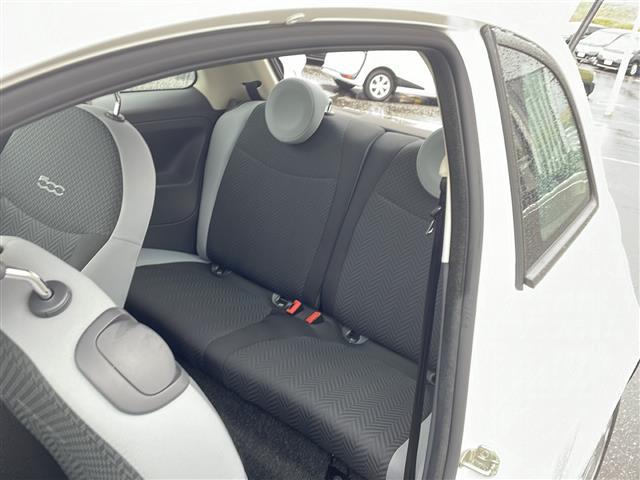 500 スーパーポップ 10thアニバーサリー 純正ディスプレイオーディオ 革巻きステアリング ステアリングスイッチ リモコンキー 純正ホイールキャップ 走行モードエコモード シティモード ボサノバホワイト 取扱説明書 記録簿 保証書(17枚目)