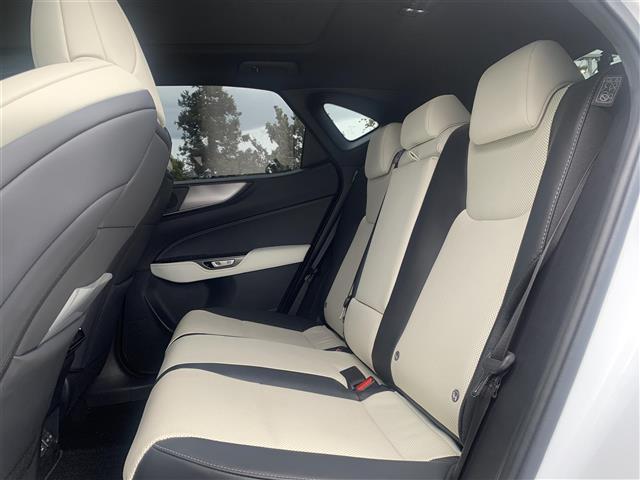 NX NX350h Fスポーツ 純正メモリーナビ フルセグTV パノラマルーフ 全方位モニター 白革 BSM HUD 液晶ミラー 温冷シート ステアリングヒーター レーダークルーズコントロール 電動リアゲート ETC2.0 LED(37枚目)