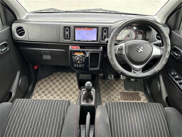 アルトワークス ベースグレード　社外ナビ　ＣＤ　ターボ車　横滑り防止装置　純正１５インチアルミホイール　オートエアコン　レカロシート　プッシュスタート　スマートキー　オートライト　ダブルエアバック（2枚目）