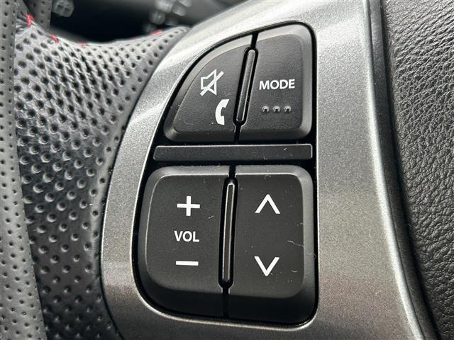 アルトワークス ベースグレード　社外ナビ　ＣＤ　ターボ車　横滑り防止装置　純正１５インチアルミホイール　オートエアコン　レカロシート　プッシュスタート　スマートキー　オートライト　ダブルエアバック（27枚目）