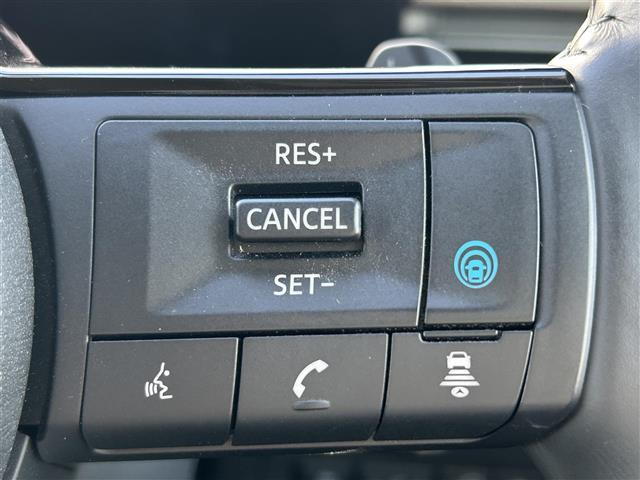 セレナ ハイウェイスターV プロパイロット 純正9インチナビ フルセグTV Bluetooth アラウンドビューモニター 両側パワースライドドア 前後コーナーセンサー BSM 後席11インチモニター 追従型クルーズコントロール(6枚目)