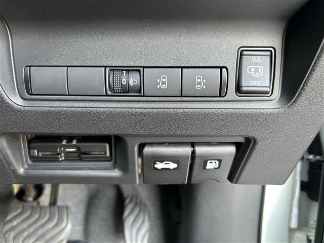 セレナ ハイウェイスターV プロパイロット 純正9インチナビ フルセグTV Bluetooth アラウンドビューモニター 両側パワースライドドア 前後コーナーセンサー BSM 後席11インチモニター 追従型クルーズコントロール(7枚目)