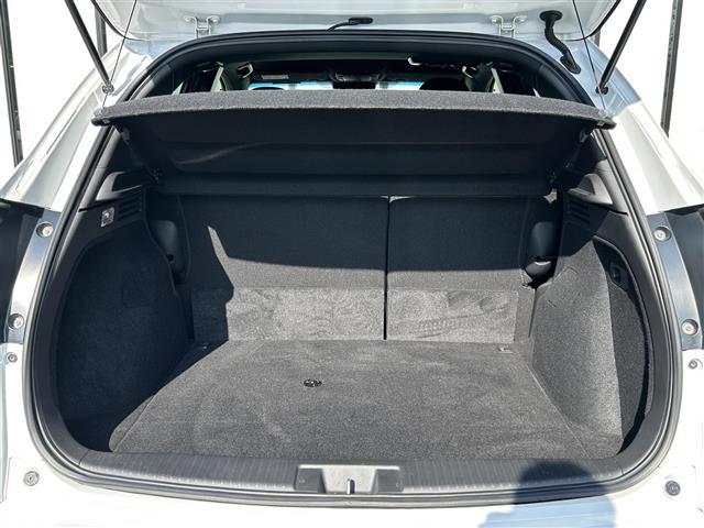 ヴェゼル ハイブリッド　モデューロＸ・ホンダセンシング　ホンダセンシング　純正メモリーナビ　ＣＤ／ＤＶＤ／ＨＤＭＩ／ＵＳＢ／ＭＳＶ　バックカメラ　パドルシフト　追従型クルーズコントロール　シートヒーター　ビルトインＥＴＣ　ＬＥＤヘッドライト　純正マット（13枚目）