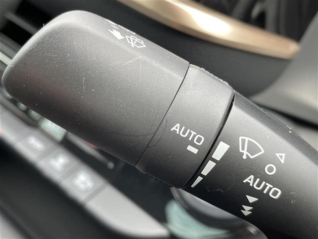 クラウンクロスオーバー Ｇアドバンスド　純正１２．３インチコネクトナビ　パノラミックビューモニター　前後ドライブレコーダー　ＥＴＣ２．０　デジタルインナーミラー　ブラインドスポットミラー　パワーバックドア　ヘッドアップディスプレイ（24枚目）