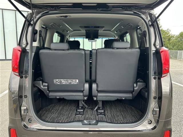 アルファード ２．５Ｓ　Ｃパッケージ　トヨタセーフティセンス　純正メモリーナビ　フルセグＴＶ／ＣＤ／ＤＶＤ／ＢＴ／ＵＳＢ　バックカメラ　両側電動パワースライドドア　ＭＴモード付ＡＴ車　追従型クルーズコントロール　ＢＳＭ　温冷シート　ＥＴＣ（17枚目）