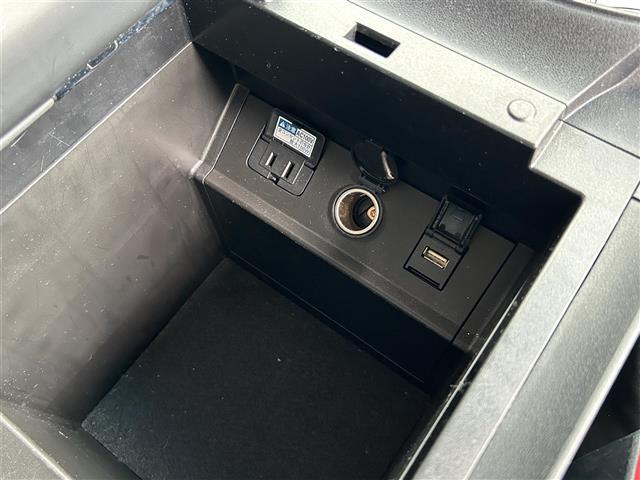 アルファード ２．５Ｓ　Ｃパッケージ　トヨタセーフティセンス　純正メモリーナビ　フルセグＴＶ／ＣＤ／ＤＶＤ／ＢＴ／ＵＳＢ　バックカメラ　両側電動パワースライドドア　ＭＴモード付ＡＴ車　追従型クルーズコントロール　ＢＳＭ　温冷シート　ＥＴＣ（28枚目）