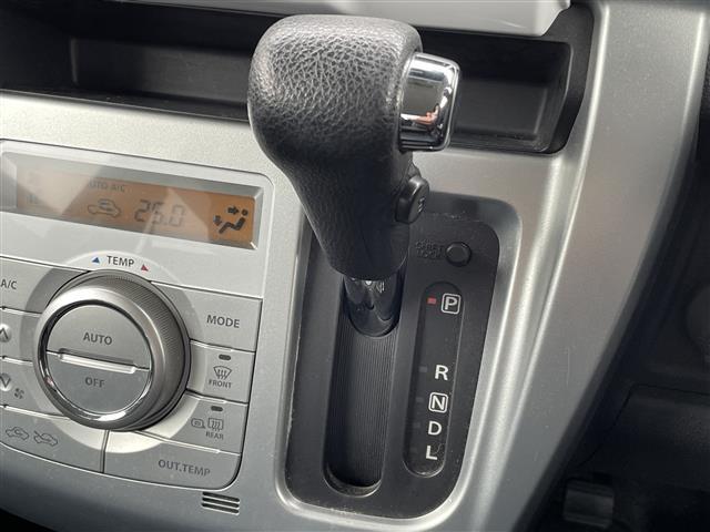 ハスラー X 純正ナビ フルセグTV 全方位モニター 衝突軽減 前席シートヒーター アイドリングストップ 前方ドライブレコーダー 純正フロアマット プッシュスタート スマートキー ETC LEDヘッドライト(25枚目)