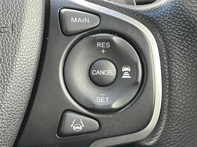 ステップワゴンスパーダ スパーダ ホンダセンシング 純正ナビ フルセグTV バックモニター 衝突軽減 9インチ後席モニター 両側パワースライドドア レーダークルーズコントロール パドルシフト アイドリングストップ プッシュスタート ETC LED(9枚目)