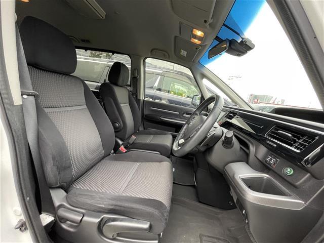 ステップワゴンスパーダ スパーダ ホンダセンシング 純正ナビ フルセグTV バックモニター 衝突軽減 9インチ後席モニター 両側パワースライドドア レーダークルーズコントロール パドルシフト アイドリングストップ プッシュスタート ETC LED(13枚目)