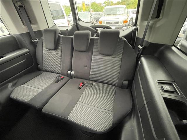 ステップワゴンスパーダ スパーダ ホンダセンシング 純正ナビ フルセグTV バックモニター 衝突軽減 9インチ後席モニター 両側パワースライドドア レーダークルーズコントロール パドルシフト アイドリングストップ プッシュスタート ETC LED(18枚目)