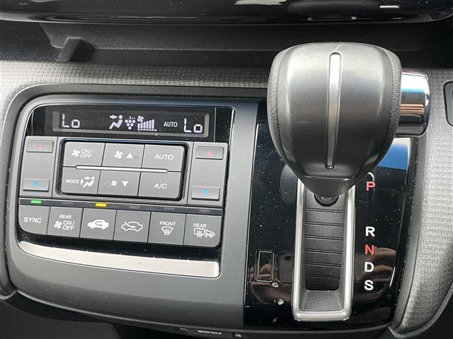 ステップワゴンスパーダ スパーダ ホンダセンシング 純正ナビ フルセグTV バックモニター 衝突軽減 9インチ後席モニター 両側パワースライドドア レーダークルーズコントロール パドルシフト アイドリングストップ プッシュスタート ETC LED(30枚目)