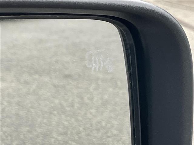 ジムニー XC 衝突軽減 4WD 前席シートヒーター クルーズコントロール アイドリングストップ ステアリングスイッチ ダウンヒルアシストコントロール ルーフレール プッシュスタート スマートキー LEDライト(6枚目)