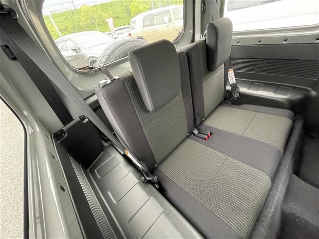 ジムニー XC 衝突軽減 4WD 前席シートヒーター クルーズコントロール アイドリングストップ ステアリングスイッチ ダウンヒルアシストコントロール ルーフレール プッシュスタート スマートキー LEDライト(10枚目)
