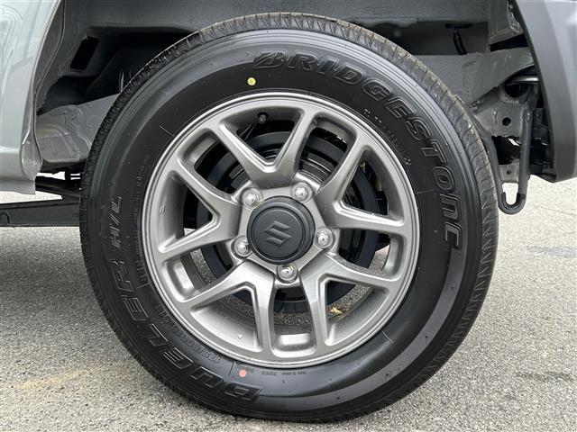 ジムニー XC 衝突軽減 4WD 前席シートヒーター クルーズコントロール アイドリングストップ ステアリングスイッチ ダウンヒルアシストコントロール ルーフレール プッシュスタート スマートキー LEDライト(41枚目)