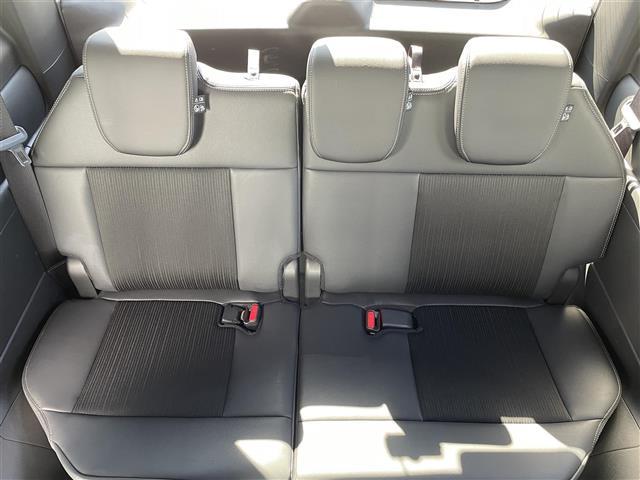 ステップワゴン e:HEVスパーダ 純正11.4インチナビ フルセグTV バックモニター 10.1インチ後席モニター 衝突軽減 BSM 両側パワースライドドア レーダークルーズコントロール 電動リアゲート ビルトインETC LED(17枚目)