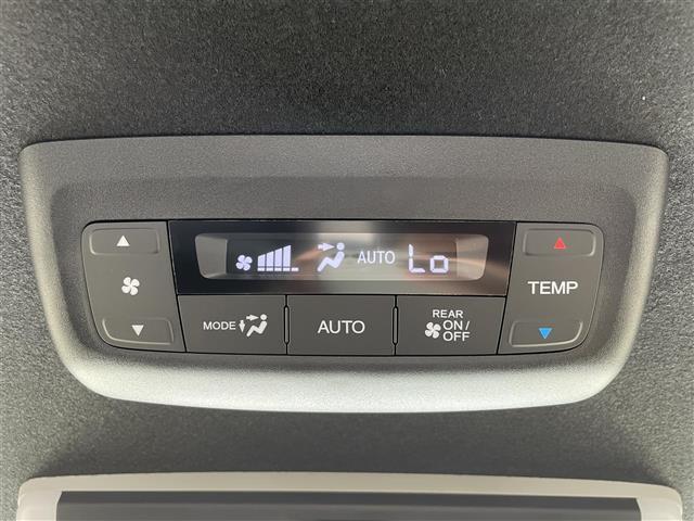 ステップワゴン e:HEVスパーダ 純正11.4インチナビ フルセグTV バックモニター 10.1インチ後席モニター 衝突軽減 BSM 両側パワースライドドア レーダークルーズコントロール 電動リアゲート ビルトインETC LED(32枚目)