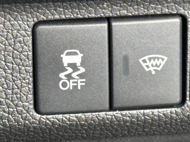 フリードハイブリッド ハイブリッド・Gブラックスタイル ディーラー純正ナビ 両側パワースライドドア 前後ドライブレコーダー ホンダセンシング リアカメラde安心プラス3 バックカメラ シートバックテーブル レーダークルーズコントロール LEDヘッドライト(11枚目)