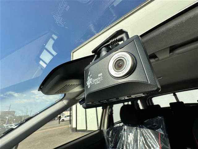 ライズ Ｇ　スマートアシスト　純正ナビ　フルセグＴＶ／Ｂｌｕｅｔｏｏｔｈ／ＵＳＢ／アップルカープレイ　バックカメラ　ＭＴモード付ＡＴ　ＢＳＭ　ビルトインＥＴＣ　前後ドライブレコーダー　純正フロアマット（7枚目）