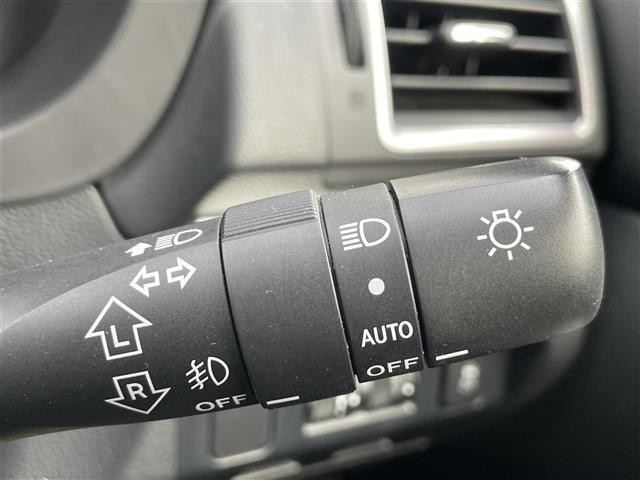 インプレッサスポーツ 2.0iアイサイト 純正ナビ レーダークルーズコントロール 衝突軽減ブレーキー レーンキープアシスト 横滑り防止装置 バックカメラ パドルシフト アイドリングストップ ハロゲンヘッドライト 純正フロアマット ETC(28枚目)