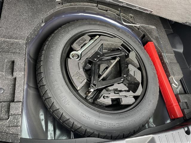 インプレッサスポーツ 2.0iアイサイト 純正ナビ レーダークルーズコントロール 衝突軽減ブレーキー レーンキープアシスト 横滑り防止装置 バックカメラ パドルシフト アイドリングストップ ハロゲンヘッドライト 純正フロアマット ETC(34枚目)