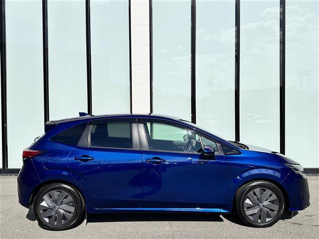 ノート X 純正ナビ エマージェンシーブレーキー ハイビームアシスト レーンアシスト 横滑り防止装置 BSM スマートルームミラー 置くだけ充電 SOSコール オートホールド コーナーセンサー ドラレコ ETC(38枚目)