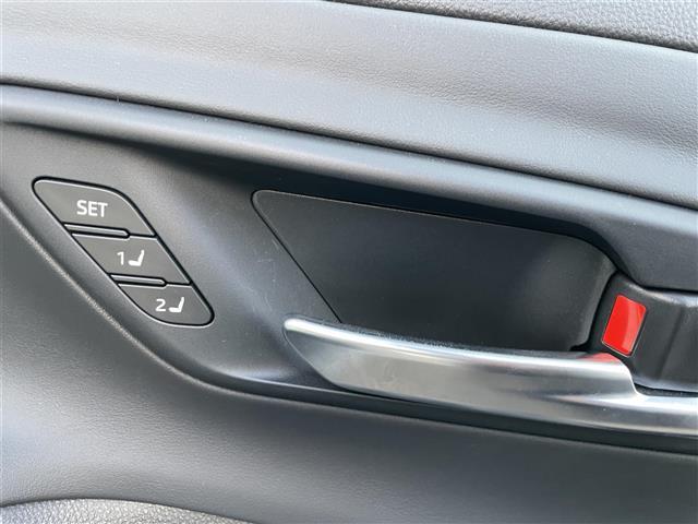 クラウンクロスオーバー Gアドバンスド・レザーパッケージ 純正ナビ ACC プリクラ レーンアシスト クリアランスソナー BSM エアシートヒーター SOSコール パノラマミックビューモニター フロントガラスデフロスター HUD ドラレコ ETC2.0(23枚目)