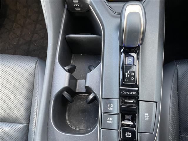 クラウンクロスオーバー Gアドバンスド・レザーパッケージ 純正ナビ ACC プリクラ レーンアシスト クリアランスソナー BSM エアシートヒーター SOSコール パノラマミックビューモニター フロントガラスデフロスター HUD ドラレコ ETC2.0(29枚目)