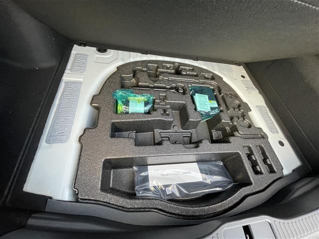 クラウンクロスオーバー Gアドバンスド・レザーパッケージ 純正ナビ ACC プリクラ レーンアシスト クリアランスソナー BSM エアシートヒーター SOSコール パノラマミックビューモニター フロントガラスデフロスター HUD ドラレコ ETC2.0(41枚目)