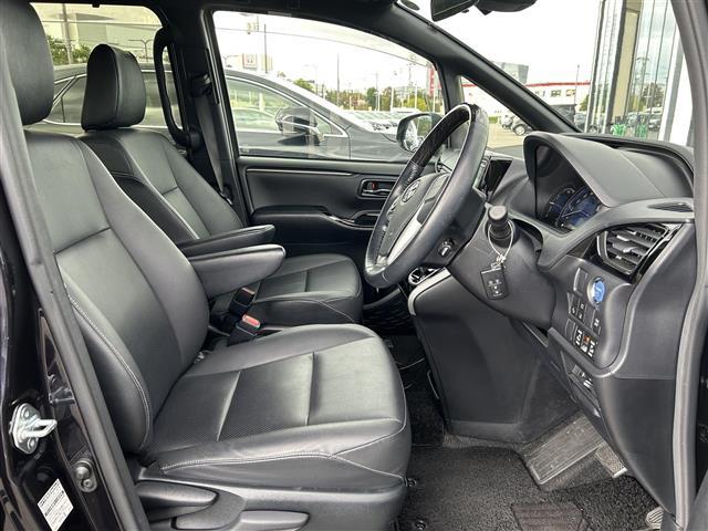 エスクァイア ハイブリッドGi 社外ナビ バックカメラ クルコン プリクラ PKSB クリアランスソナー 両側パワスラ トラクションコントロール レーンキープアシスト オートマチックハイビーム シートヒーター ドラレコ ETC(13枚目)