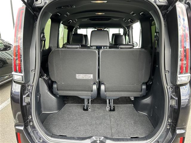 エスクァイア ハイブリッドGi 社外ナビ バックカメラ クルコン プリクラ PKSB クリアランスソナー 両側パワスラ トラクションコントロール レーンキープアシスト オートマチックハイビーム シートヒーター ドラレコ ETC(18枚目)