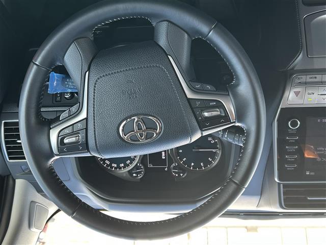 ランドクルーザープラド TX Lパッケージ マットブラックエディション 4WD サンルーフ ルーフレール パノラミックビューモニター クルーズコントロール クリアランスソナー ロードサインアシスト ビルトインETC パワーシート シートヒーター シートベンチレーション(19枚目)