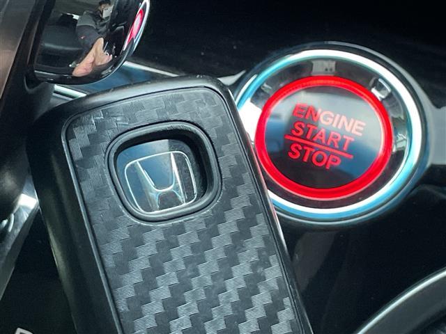 オデッセイ アブソルート・ＥＸホンダセンシング　無限エアロ　両側パワースライドドア　純正９インチナビ　後席モニター　ＨＤＭＩ　マルチビューカメラシステム　前後ドライブレコーダー　ビルトインＥＴＣ　パドルシフト　アイドリングストップ　オットマン（7枚目）