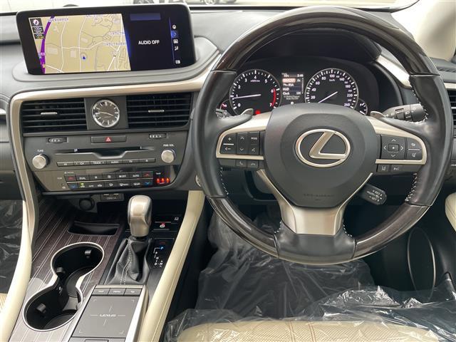 RX RX300 バージョンL 純正ナビ ACC プリクラ レーントレーシングアシスト オートマチックハイビーム 合皮シート パワーシート エアシートヒーター HUD BSM SOSコール オートホールド ドラレコ ETC2.0(7枚目)