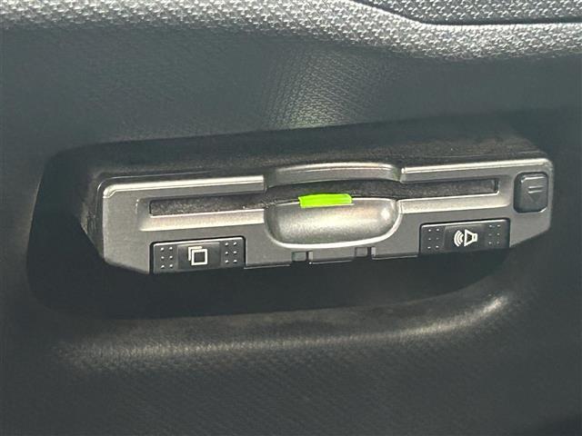 ムーヴ カスタム Xリミテッド 純正ナビ アイドリングストップ バックカメラ ベンチシート フルフラット 純正フロアマット 純正アルミホイール キセノンヘッドライト フォグランプ 横滑り防止装置 スマートキー プッシュスタート(15枚目)