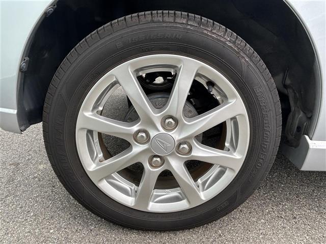 ムーヴ カスタム Xリミテッド 純正ナビ アイドリングストップ バックカメラ ベンチシート フルフラット 純正フロアマット 純正アルミホイール キセノンヘッドライト フォグランプ 横滑り防止装置 スマートキー プッシュスタート(40枚目)