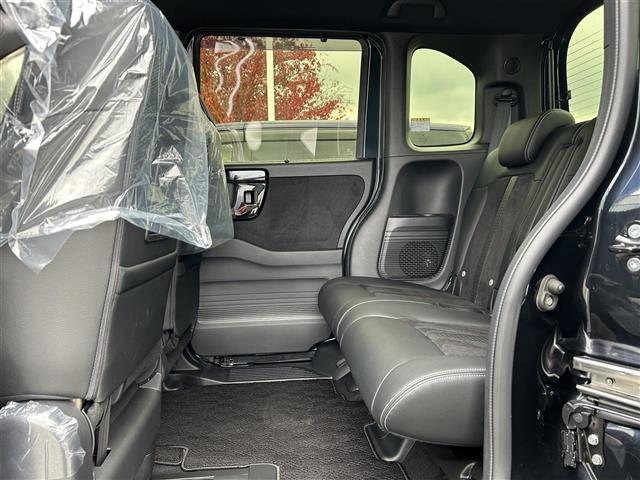 Ｎ－ＢＯＸカスタム ＥＸターボ　社外９インチナビ　バックカメラ　ＥＴＣ　前後ドライブレコーダー　両側パワースライドドア　ワンオーナー　ターボ　シートヒーター　パドルシフト　後コーナーセンサー　純正フロアマット　ＬＥＤヘッド（29枚目）