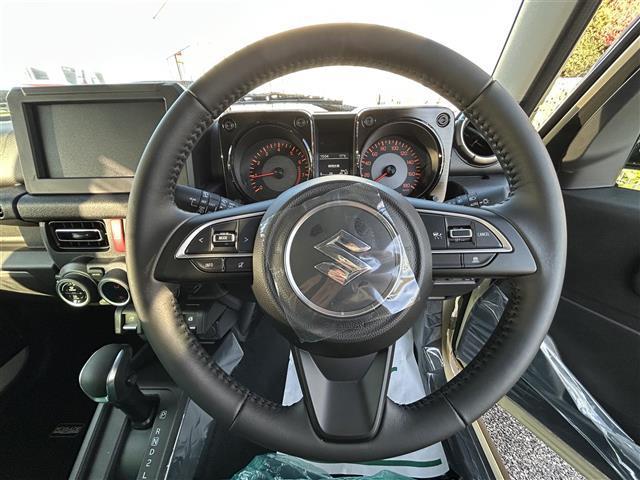 ジムニーノマド ＦＣ　デュアルカメラブレーキーサポート　ＡＣＣ　後退時ブレーキサポート　レーンアシスト　ダウンヒルアシストコントロール　ハイビームアシスト　ＬＥＤヘッドライト　ヘッドライトウォッシャー　シートヒーター（4枚目）