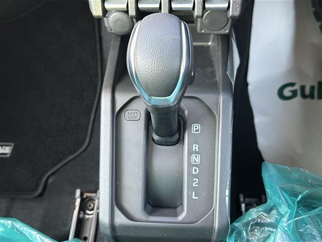 ジムニーノマド ＦＣ　デュアルカメラブレーキーサポート　ＡＣＣ　後退時ブレーキサポート　レーンアシスト　ダウンヒルアシストコントロール　ハイビームアシスト　ＬＥＤヘッドライト　ヘッドライトウォッシャー　シートヒーター（10枚目）