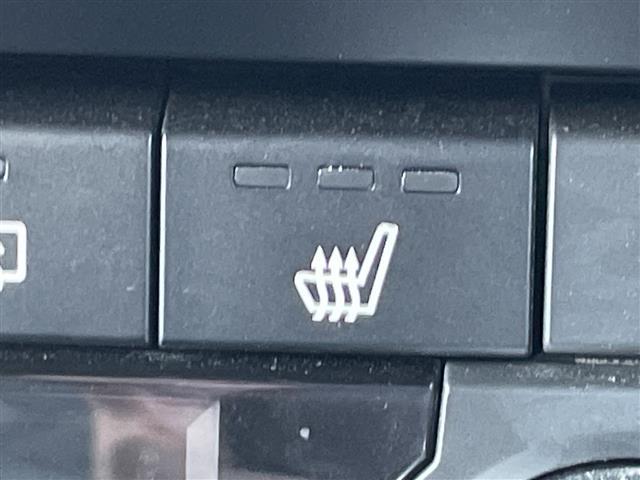 ＣＸ－８ ＸＤ　Ｌパッケージ　ｉ－ＡＣＴＩＶＳＥＮＳＥ　純正ナビ　フルセグＴＶ／ＣＤ／ＤＶＤ／Ｂｌｕｅｔｏｏｔｈ／ＵＳＢ　全方位カメラ　ＭＴモード付ＡＴ　追従型クルーズコントロール　ＢＳＭ　フリップダウンモニター　温冷シート（9枚目）