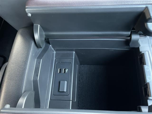 ＣＸ－８ ＸＤ　Ｌパッケージ　ｉ－ＡＣＴＩＶＳＥＮＳＥ　純正ナビ　フルセグＴＶ／ＣＤ／ＤＶＤ／Ｂｌｕｅｔｏｏｔｈ／ＵＳＢ　全方位カメラ　ＭＴモード付ＡＴ　追従型クルーズコントロール　ＢＳＭ　フリップダウンモニター　温冷シート（29枚目）