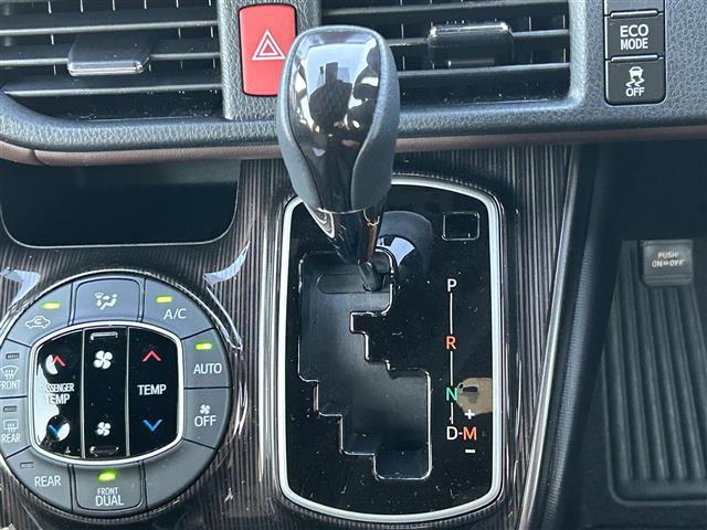 エスクァイア Ｇｉ　プレミアムパッケージ　純正ナビ　バックカメラ　クルーズコントロール　プリクラッシュセーフティー　レーンキープアシスト　オートマチックハイビーム　ハーフレザーシート　シートヒーター　アイスト　両側パワースライドドア　ＥＴＣ（15枚目）