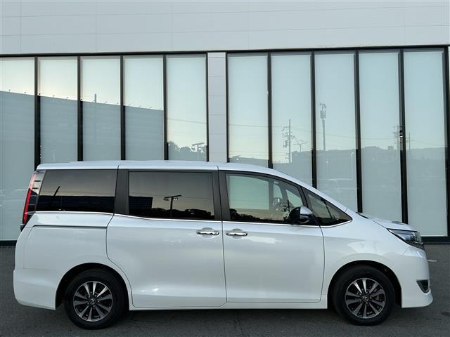 エスクァイア Ｇｉ　プレミアムパッケージ　純正ナビ　バックカメラ　クルーズコントロール　プリクラッシュセーフティー　レーンキープアシスト　オートマチックハイビーム　ハーフレザーシート　シートヒーター　アイスト　両側パワースライドドア　ＥＴＣ（37枚目）