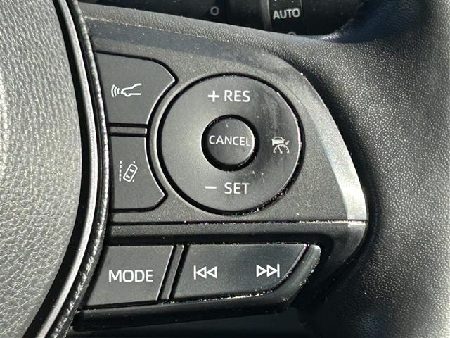 カローラツーリング ハイブリッド　ダブルバイビー　純正ナビ　バックカメラ　アダプティクブクルーズコントロール　レーンアシスト　クリアランスソナー　横滑り防止装置　シートヒーター　ＢＳＭ　ＨＵＤ　オートホールド　ステアリングヒータ　ドラレコ　ＥＴＣ（10枚目）