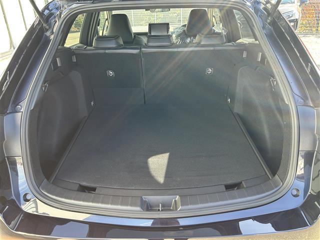 カローラツーリング ハイブリッド　ダブルバイビー　純正ナビ　バックカメラ　アダプティクブクルーズコントロール　レーンアシスト　クリアランスソナー　横滑り防止装置　シートヒーター　ＢＳＭ　ＨＵＤ　オートホールド　ステアリングヒータ　ドラレコ　ＥＴＣ（29枚目）