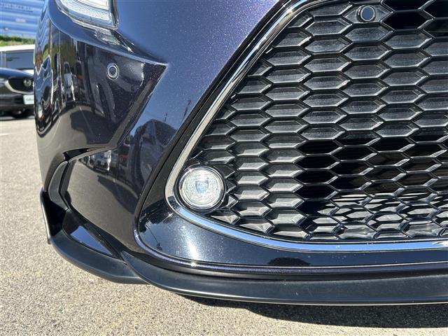 カローラツーリング ハイブリッド　ダブルバイビー　純正ナビ　バックカメラ　アダプティクブクルーズコントロール　レーンアシスト　クリアランスソナー　横滑り防止装置　シートヒーター　ＢＳＭ　ＨＵＤ　オートホールド　ステアリングヒータ　ドラレコ　ＥＴＣ（40枚目）