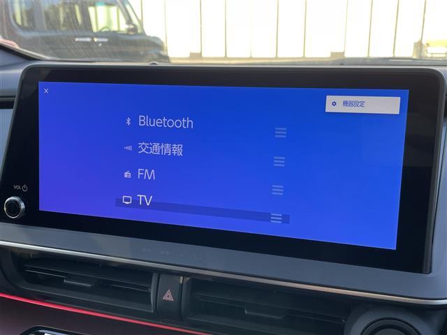 プリウス Ｚ　純正ナビ　全方位カメラ　ＡＣＣ　レーンアシスト　クリアランスソナー　プリクラ　ブレーキーホールド　１００Ｖ充電　エアシートヒーター　パワーシートメモリー機能付き　ＢＳＭ　パワーバックドア　ＥＴＣ２．０（4枚目）