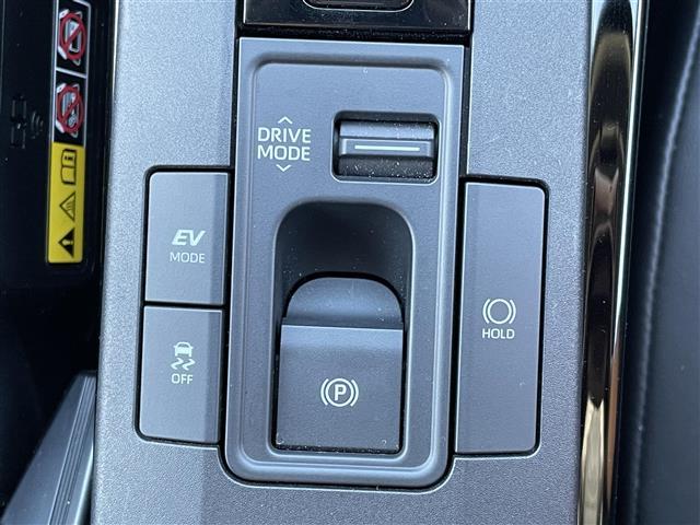 プリウス Ｚ　純正ナビ　全方位カメラ　ＡＣＣ　レーンアシスト　クリアランスソナー　プリクラ　ブレーキーホールド　１００Ｖ充電　エアシートヒーター　パワーシートメモリー機能付き　ＢＳＭ　パワーバックドア　ＥＴＣ２．０（15枚目）