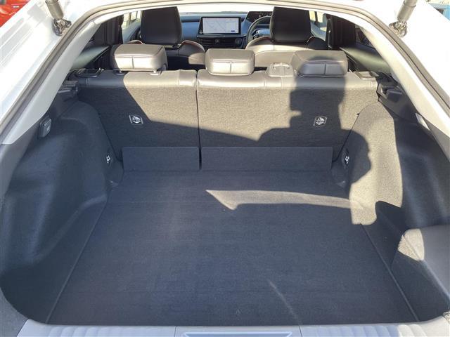 プリウス Ｚ　純正ナビ　全方位カメラ　ＡＣＣ　レーンアシスト　クリアランスソナー　プリクラ　ブレーキーホールド　１００Ｖ充電　エアシートヒーター　パワーシートメモリー機能付き　ＢＳＭ　パワーバックドア　ＥＴＣ２．０（30枚目）