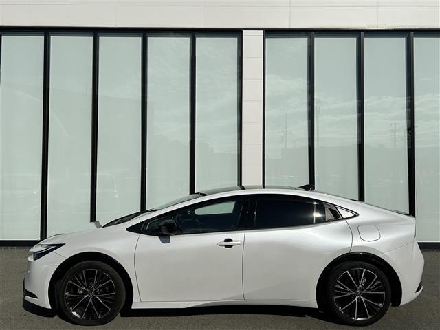 プリウス Ｚ　純正ナビ　全方位カメラ　ＡＣＣ　レーンアシスト　クリアランスソナー　プリクラ　ブレーキーホールド　１００Ｖ充電　エアシートヒーター　パワーシートメモリー機能付き　ＢＳＭ　パワーバックドア　ＥＴＣ２．０（39枚目）